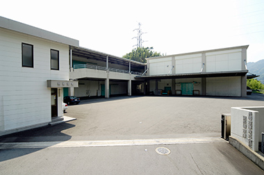 広々とした庫前スペース2